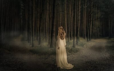 Υπάρχουν φορές που τα βαριά σου βήματα θα σε φέρουν σ’ ένα σταυροδρόμι